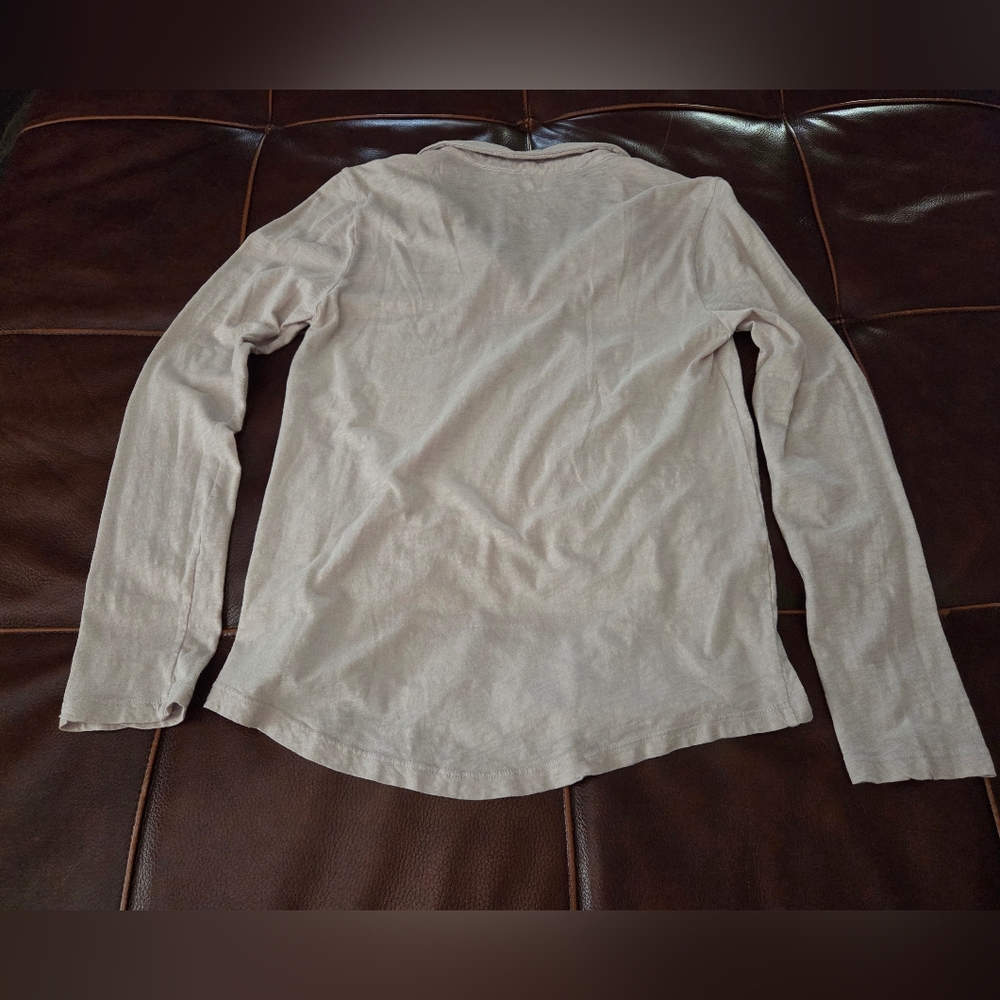 Velvet by Graham & Spencer Beige Vintage Slub Henley Shirt Size Small* - Picture 6 of 8